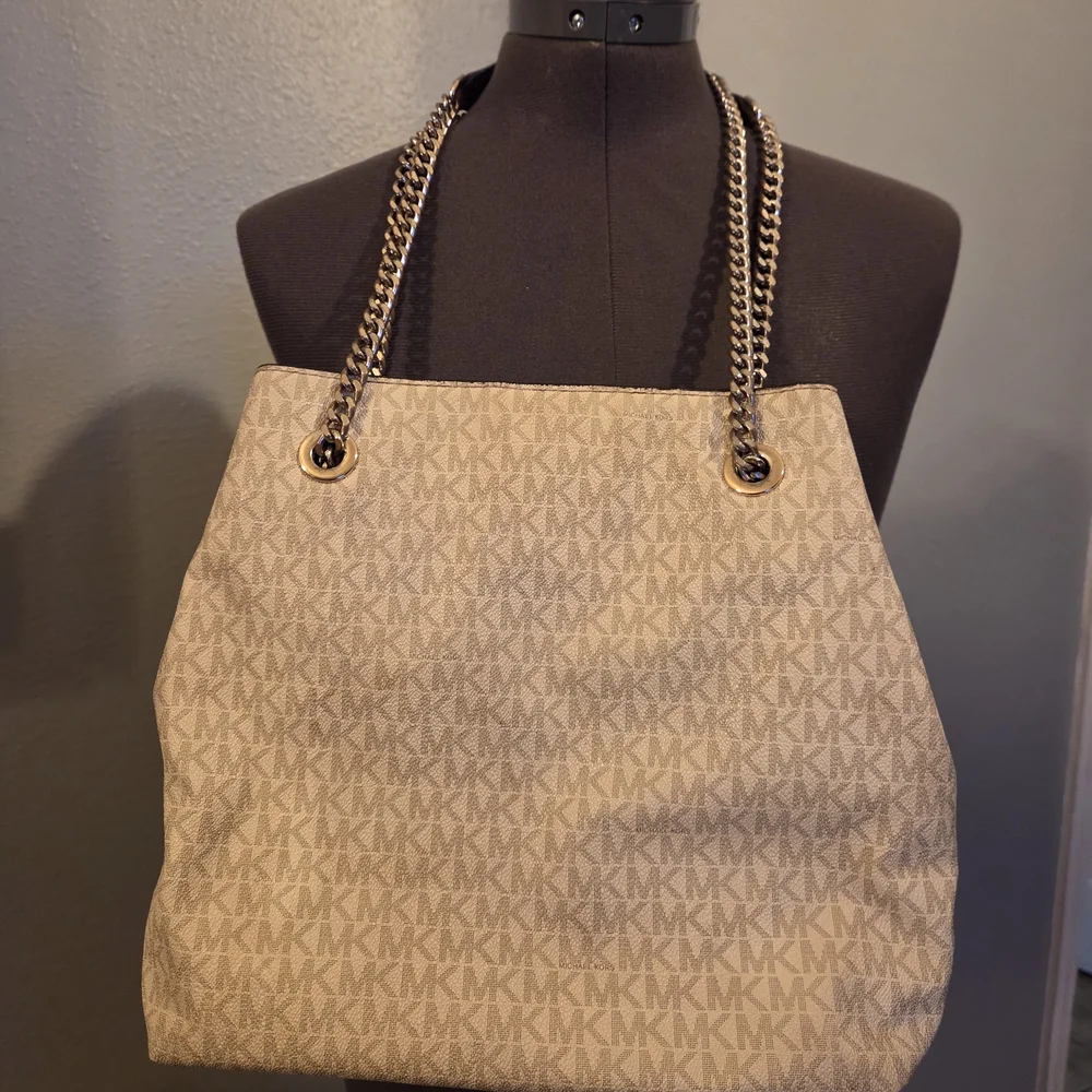 Michael Kors Shoulder Bag